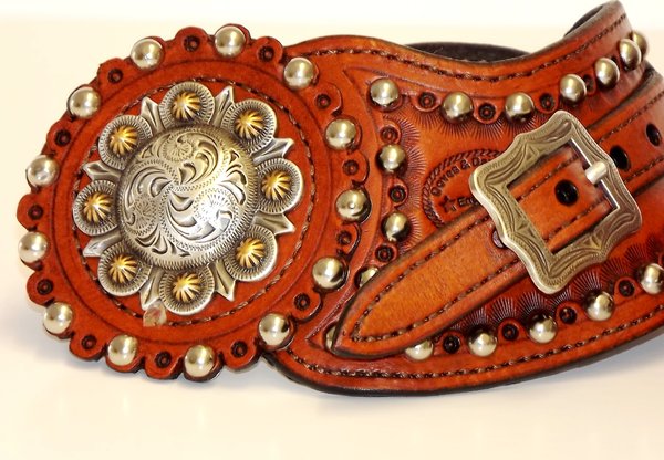 Buckaroo Spur Straps with 2" Concho Mounted on a Leather Rosette. Location / Spur Straps\\n\\n6/27/2021 1:41 PM